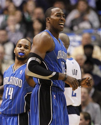 本泽马：不想踢世界杯是假话；齐祖若执教法国我祝他一切顺利（本泽马辟谣拒踢世界杯；称若齐祖执教法国将送上祝福）