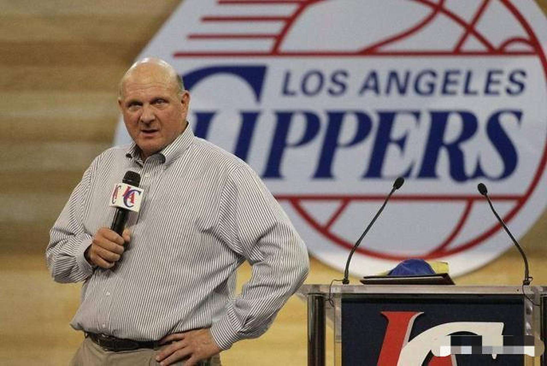 爱德华兹砍本赛季第6次35分+5三分，领跑联盟所有球员（爱德华兹本季第6次轰35分+5记三分，领衔全联盟）