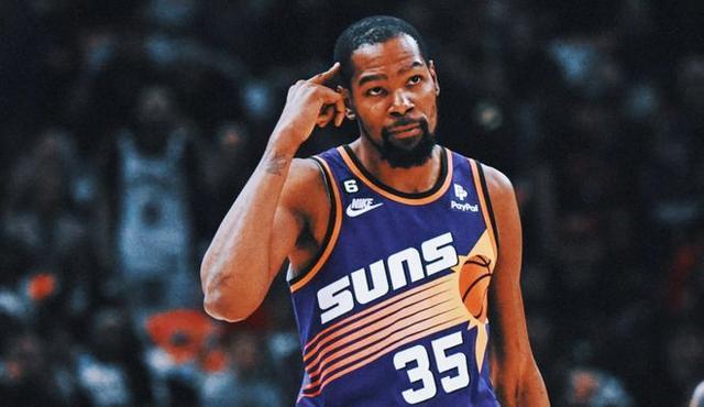 如何看待诺伊尔低级失误？孔帕尼：我会指责我的头号门将吗？（诺伊尔低级失误如何解读？孔帕尼反问：我要责怪我的头号门将吗？）