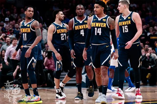 半场战报：沃尔夫斯堡2-0柏林联合，阿穆拉1射1传，维默尔破门（半场战况：沃尔夫斯堡2-0领先柏林联合，阿穆拉传射建功，维默尔破门）