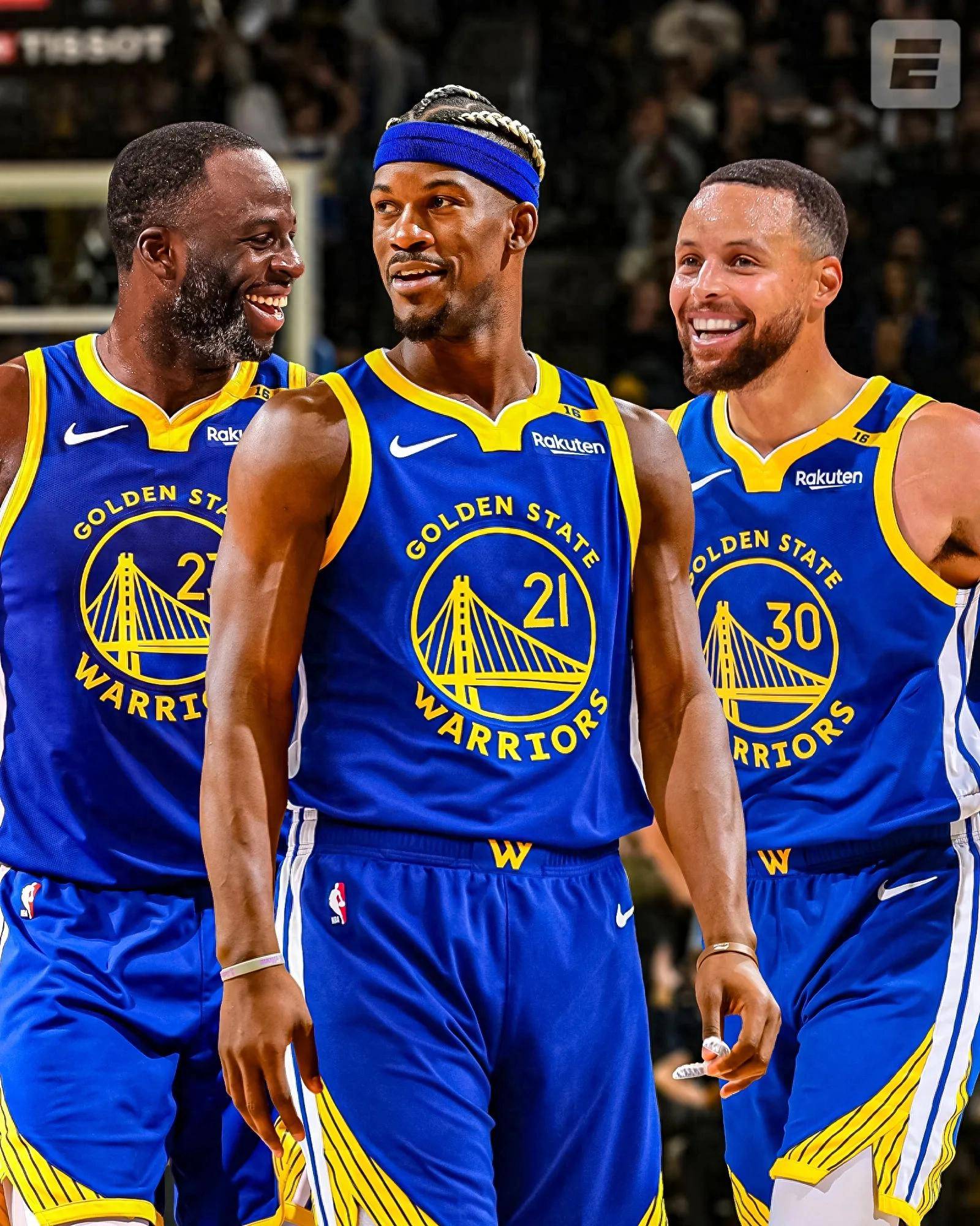 无解！约基奇单节4中4罚球4中4得到13分4篮板3助攻（约基奇单节神准：投篮4投4中＋罚球4罚4中，轰13分4篮板3助攻）